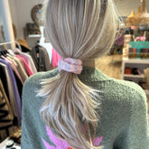 Scrunchie knitted pink melee